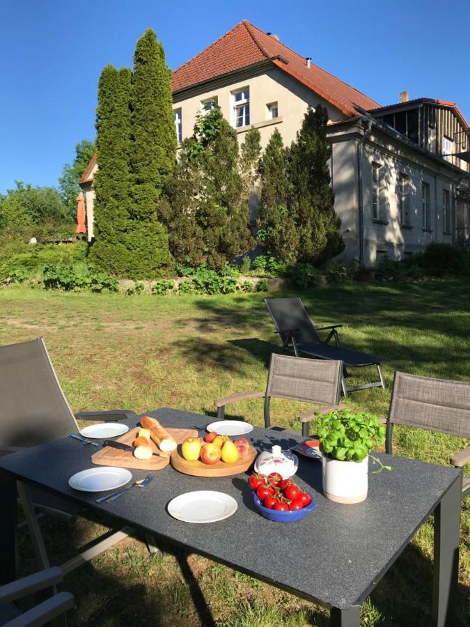 Gutshaus Alt-Jargenow Apartamento Alt Jargenow Exterior foto